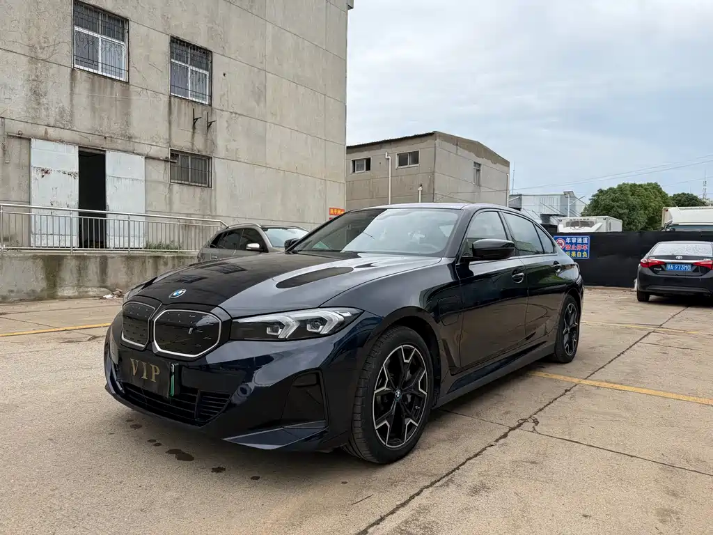 BMW i3 2024