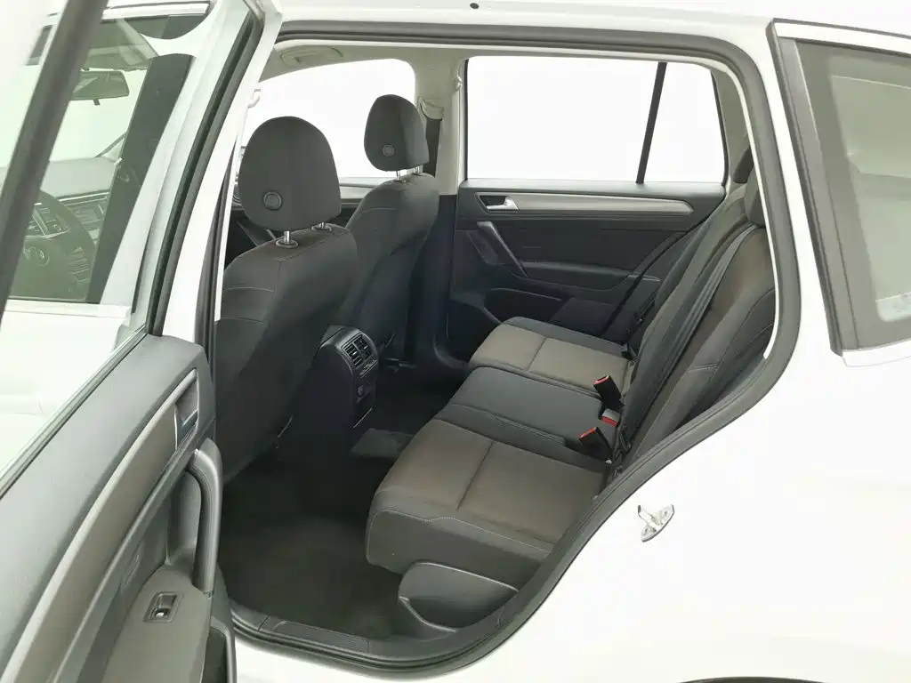Volkswagen Golf Jialu 2018 — фото 15