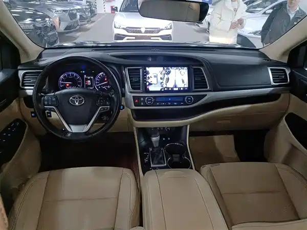 Toyota Highlander 2018