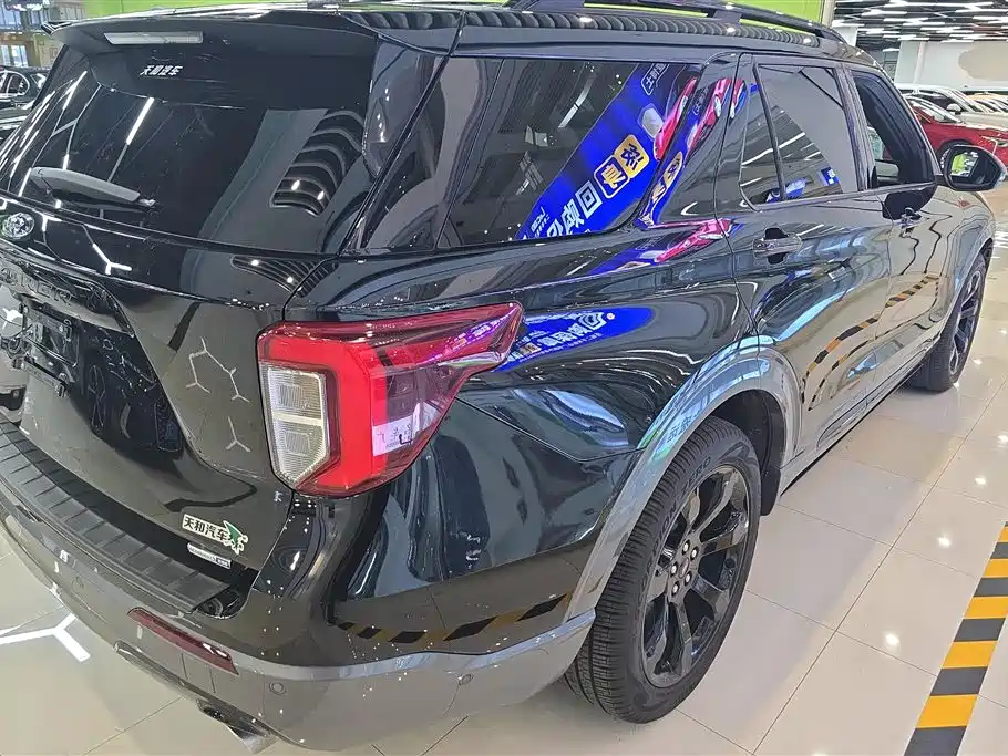 Ford Explorer 2022