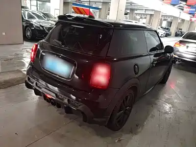 MINI MINI 2022