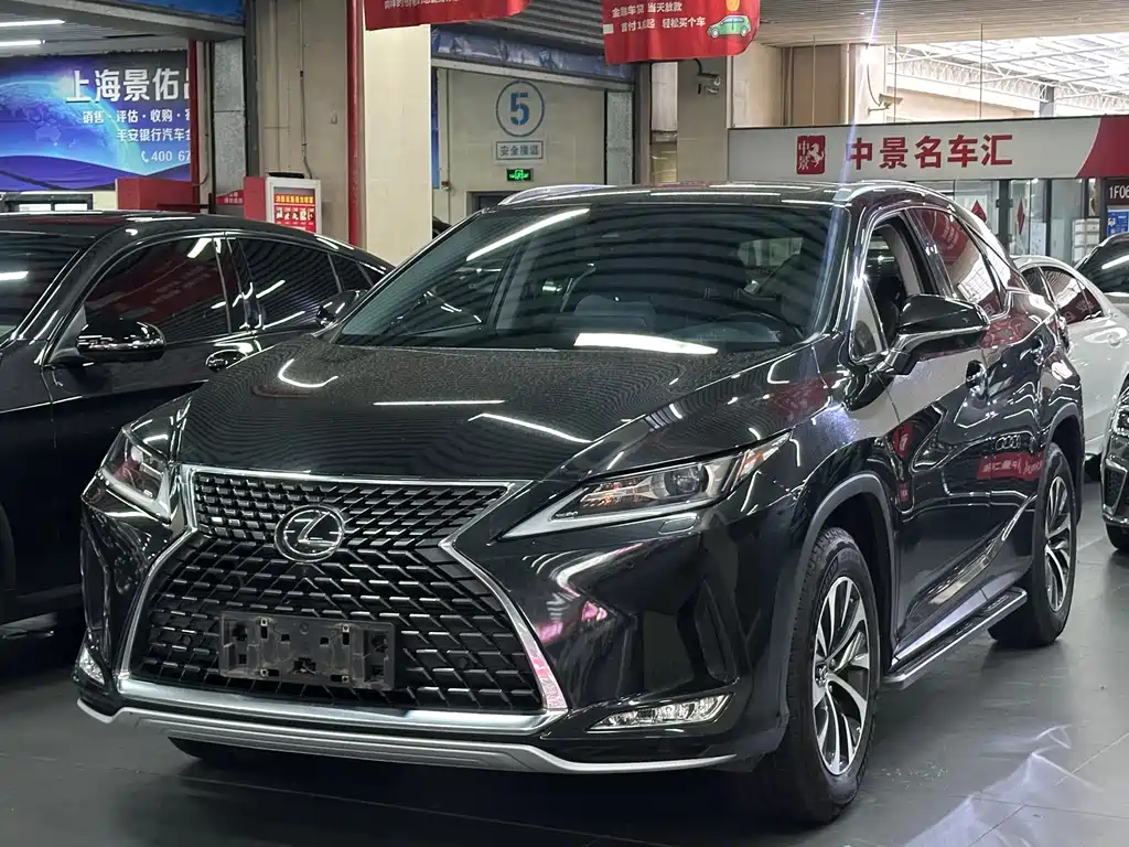 Lexus RX 2021