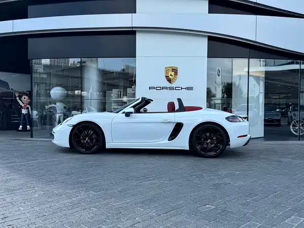 Porsche 718 2025