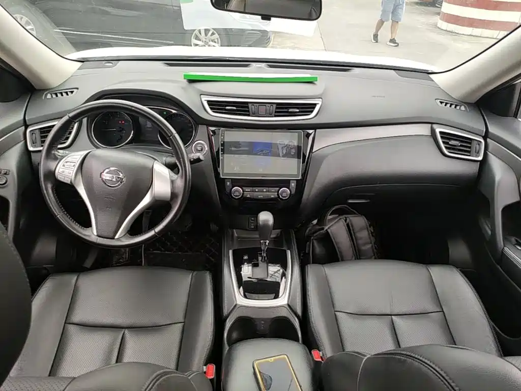 Nissan X-Trail 2017 — фото 10