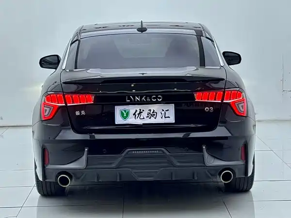 Lynk & Co 03 2022