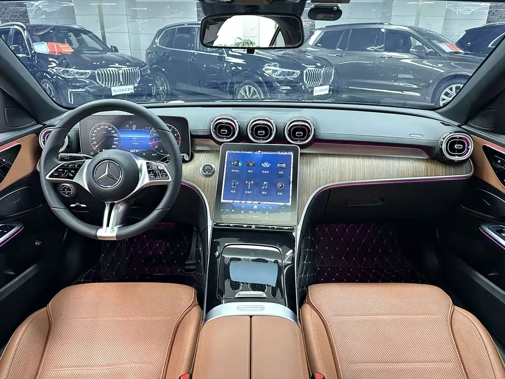 Mercedes-Benz C-Class 2023 — фото 13