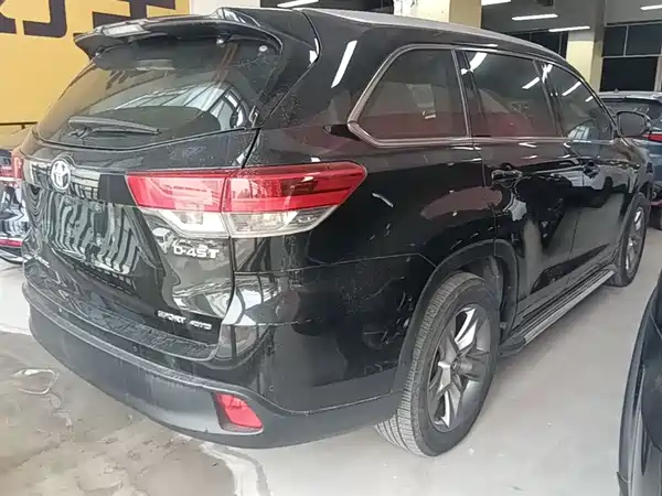 Toyota Highlander 2018