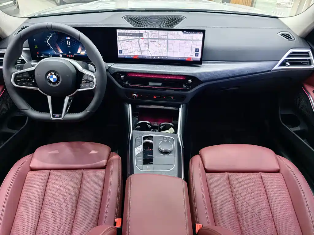 BMW 3 Series 2025 — фото 13