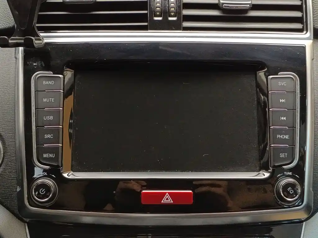 Haval M6 2020 — фото 16