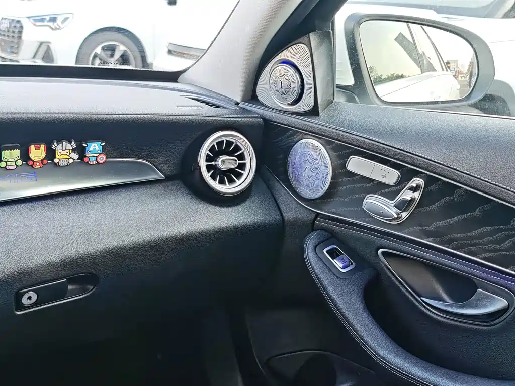 Mercedes-Benz C-Class 2018 — фото 10