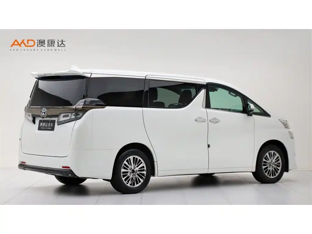 Toyota Vellfire 2023 — фото 3