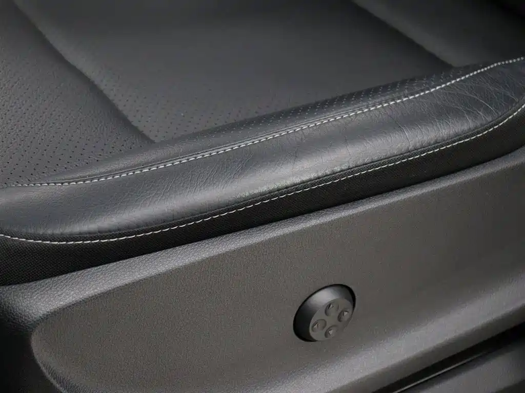 Mercedes-Benz V-Class 2022 — фото 4