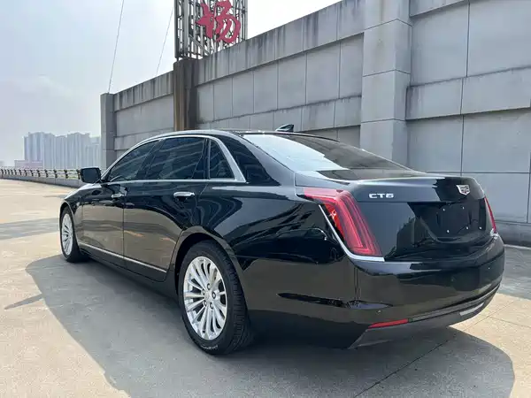 Cadillac CT6 2018