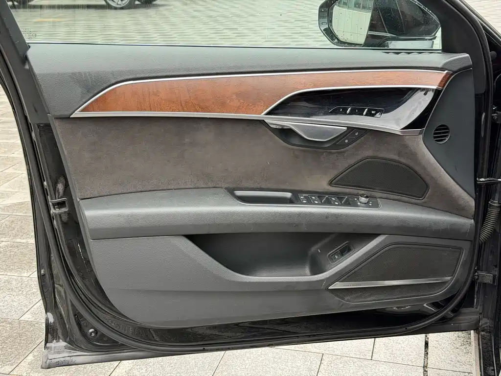 Audi A8 2019