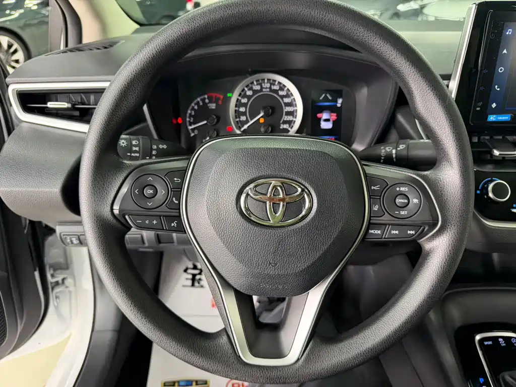 Toyota Corolla 2022 — фото 10