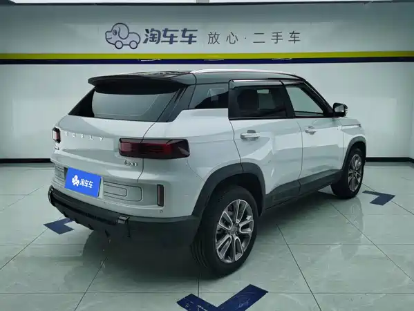 Geely ICON 2025