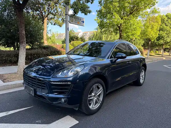 Porsche Macan 2014