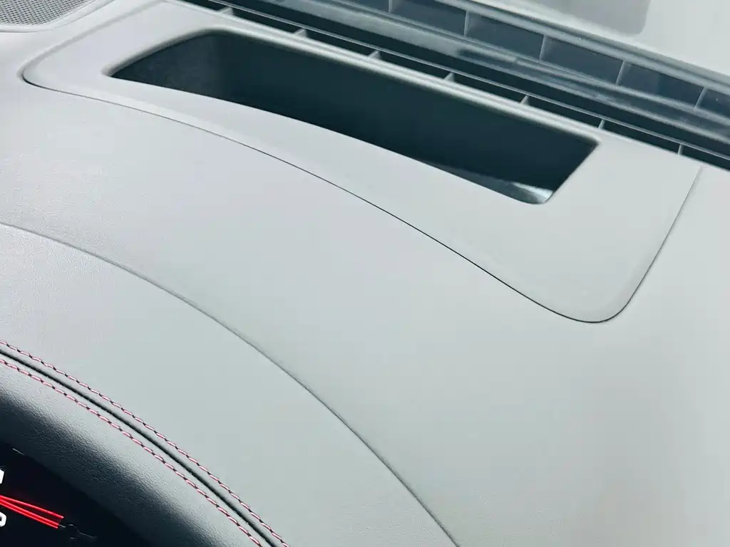 Porsche Cayenne 2021 — фото 25