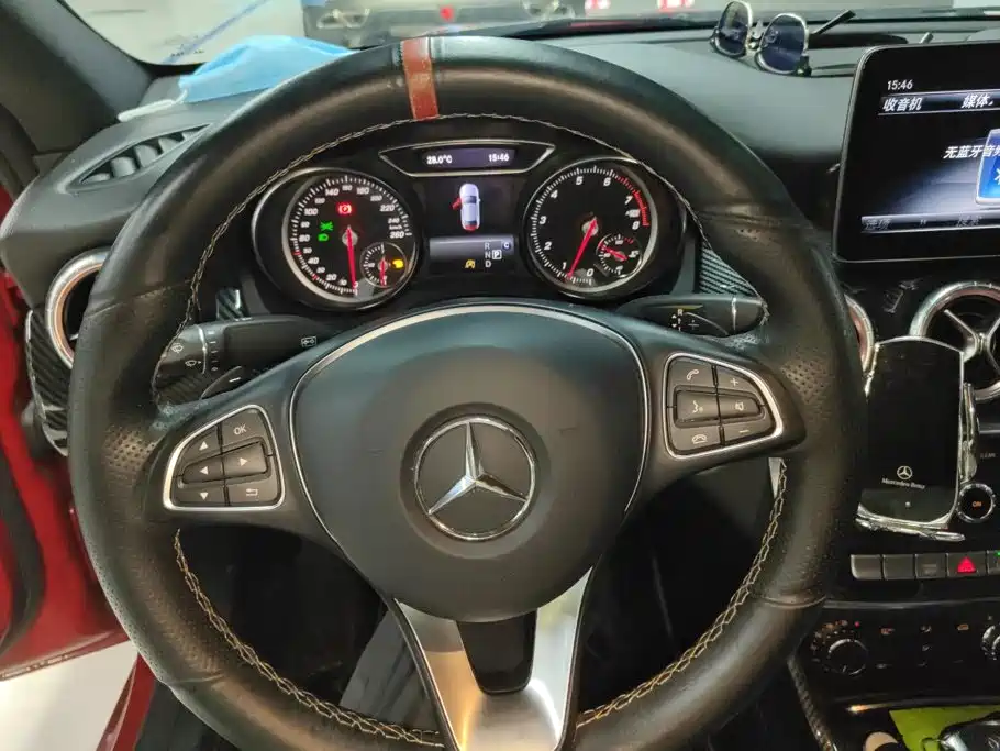 Mercedes-Benz CLA 2018 — фото 15
