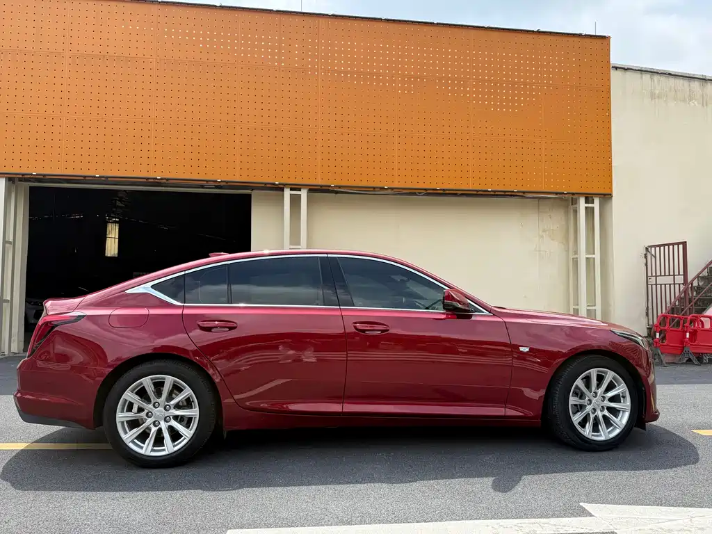 Cadillac CT5 2020 — фото 10