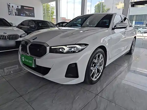 BMW i3 2023