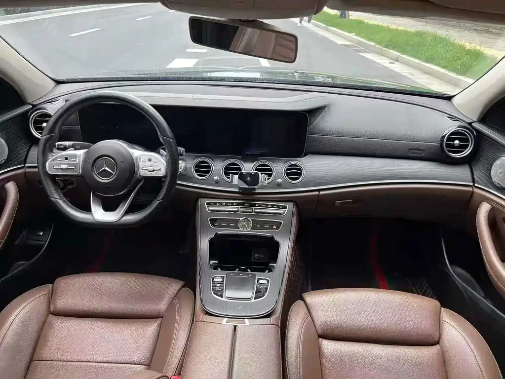Mercedes-Benz E-Class 2020