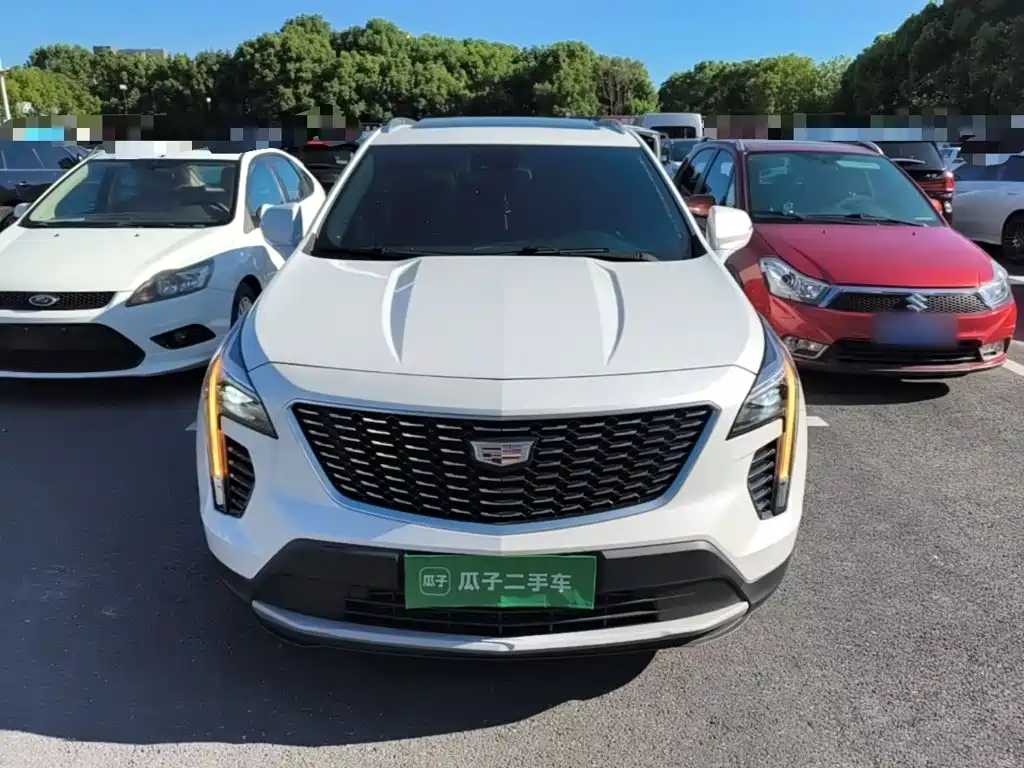 Cadillac XT4 2022 — фото 3