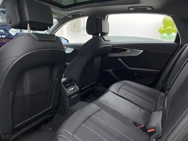 Audi A4L 2022