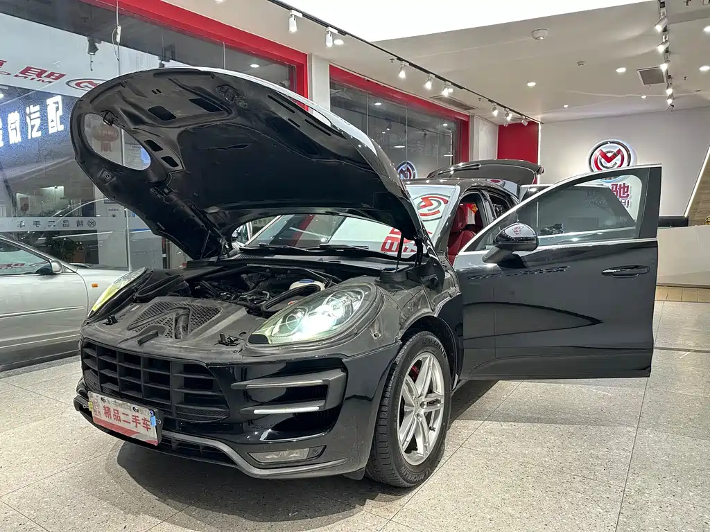 Porsche Macan 2015 — фото 9
