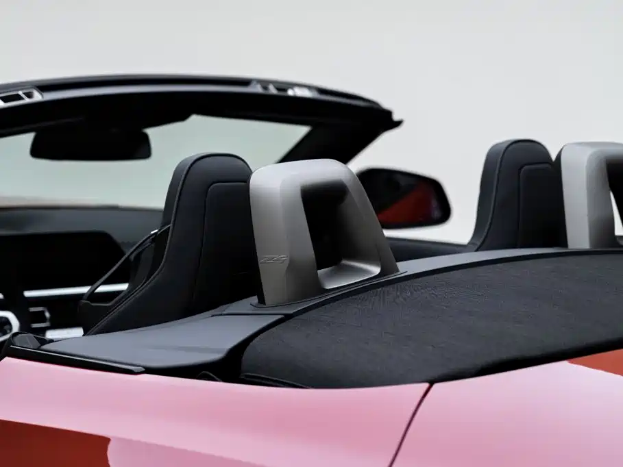 BMW Z4 2022 — фото 7