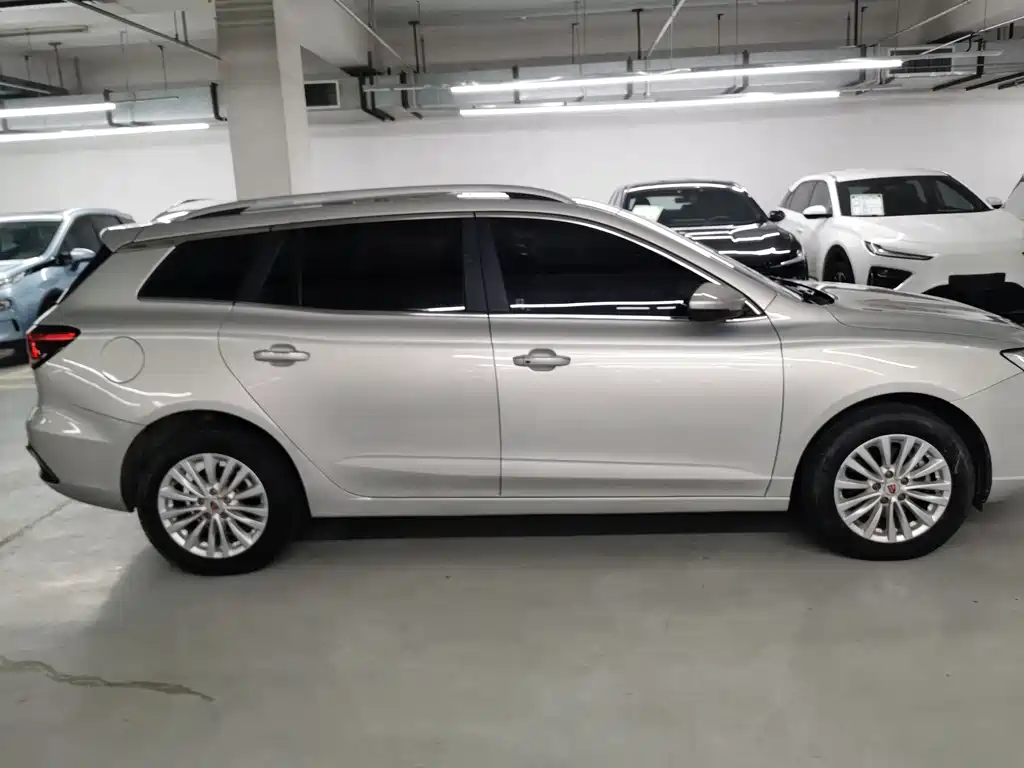 Roewe Ei5 2021