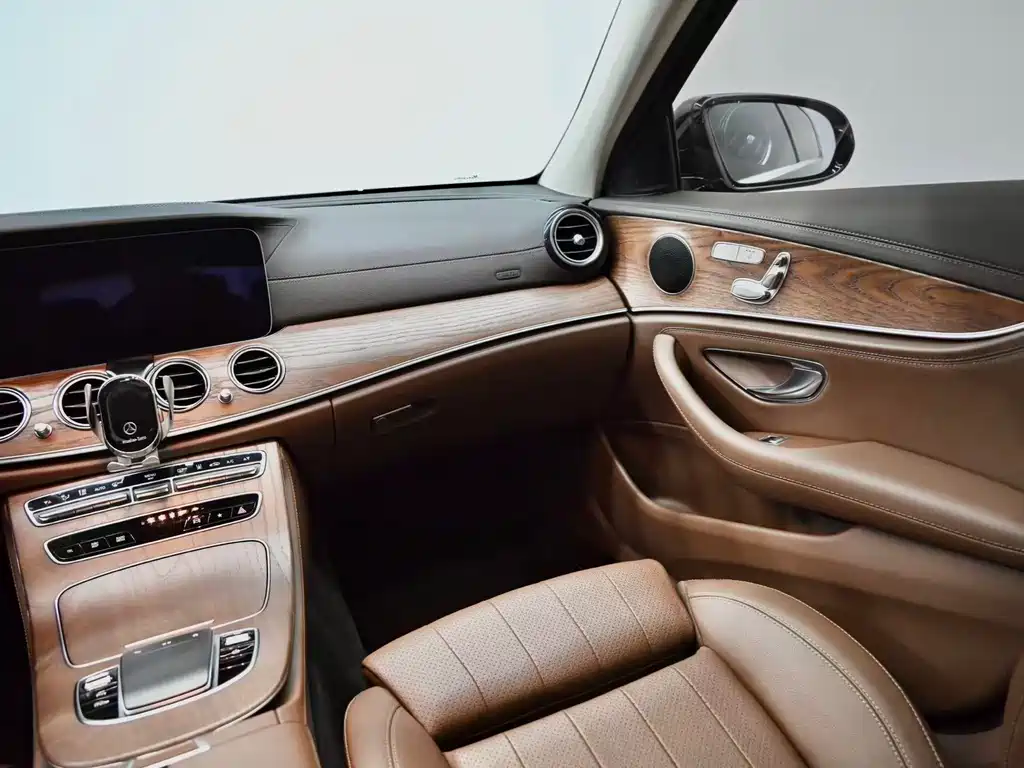 Mercedes-Benz E-Class New Energy 2022 — фото 12