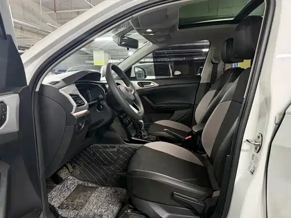 Volkswagen Tacqua 2022