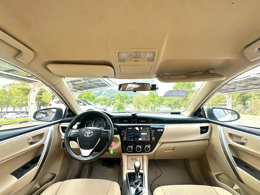 Toyota Corolla 2016 — фото 20