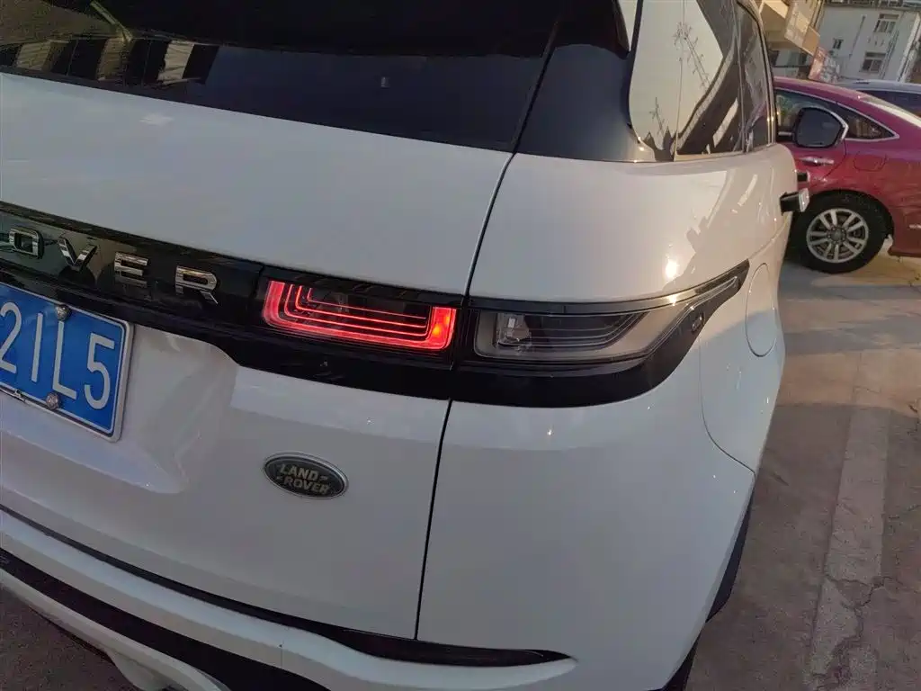 Land Rover Evoque 2022 — фото 24