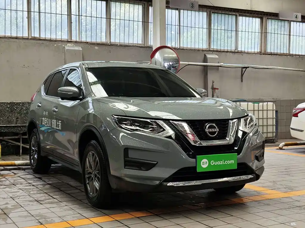 Nissan X-Trail 2025