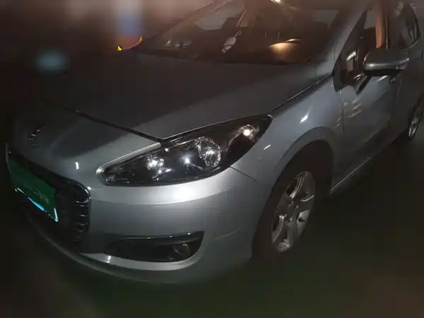Peugeot 308 2014