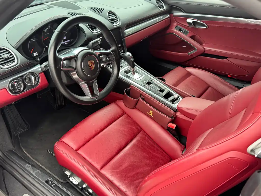 Porsche 718 2022