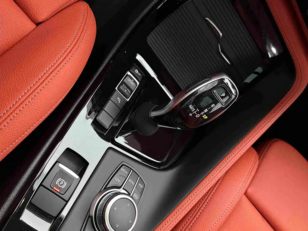 BMW X2 2022 — фото 14