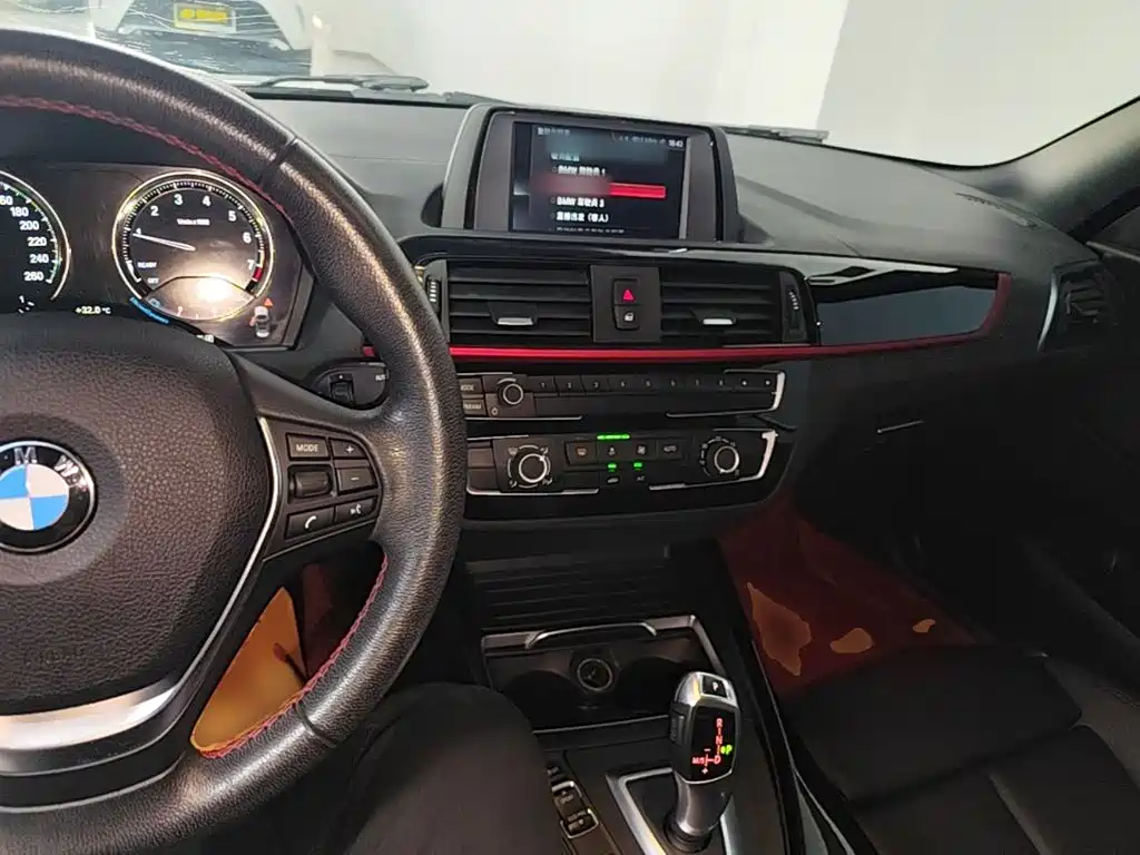BMW 2 Series 2018 — фото 10