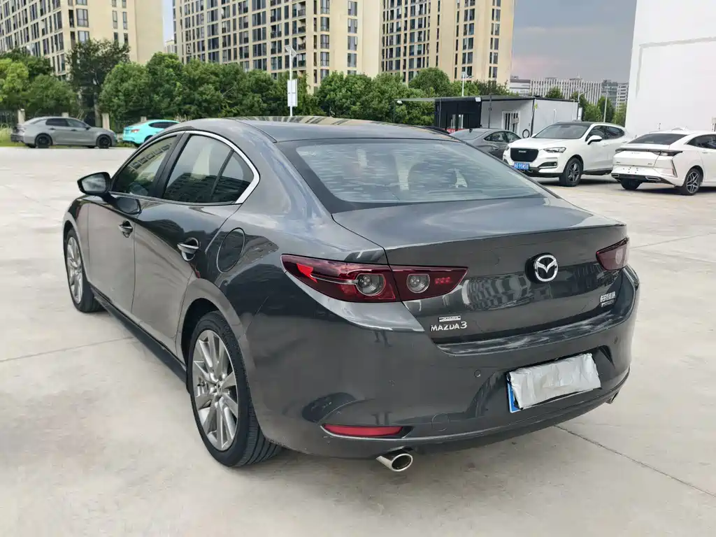 Mazda 3 Axela 2020
