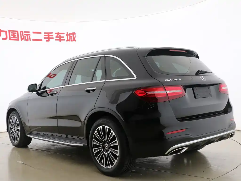 Mercedes-Benz GLC 2017 — фото 15