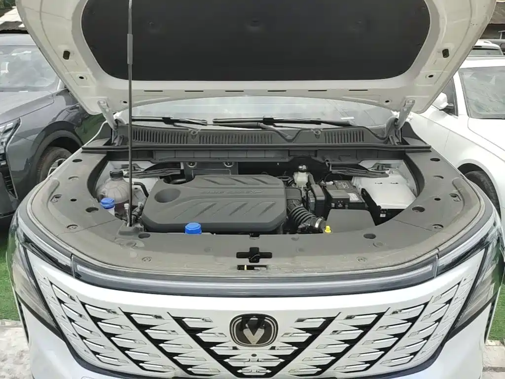 Changan CS75PLUS 2026 — фото 20