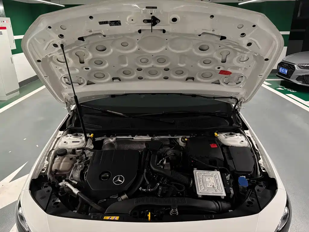 Mercedes-Benz A-Class 2023 — фото 14