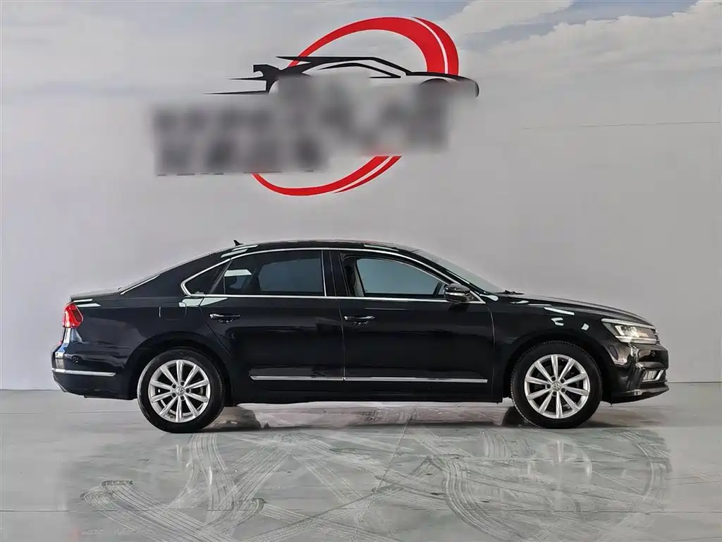Volkswagen Passat 2018 — фото 6