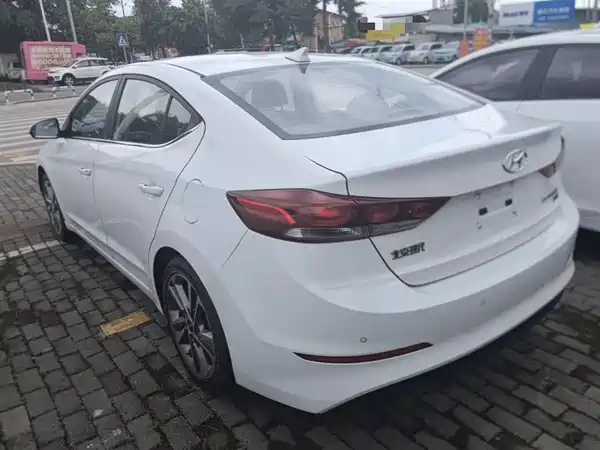 Hyundai Celesta 2016