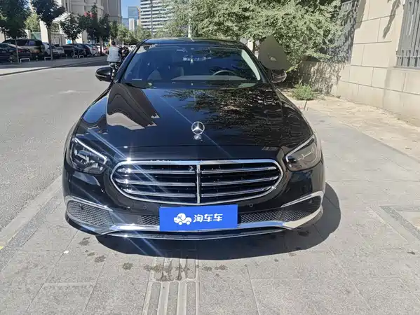 Mercedes-Benz E-Class 2023