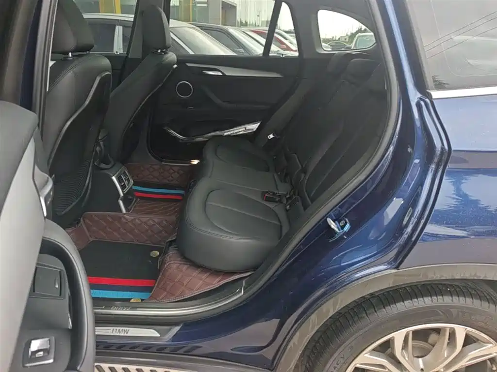 BMW X1 2018 — фото 17