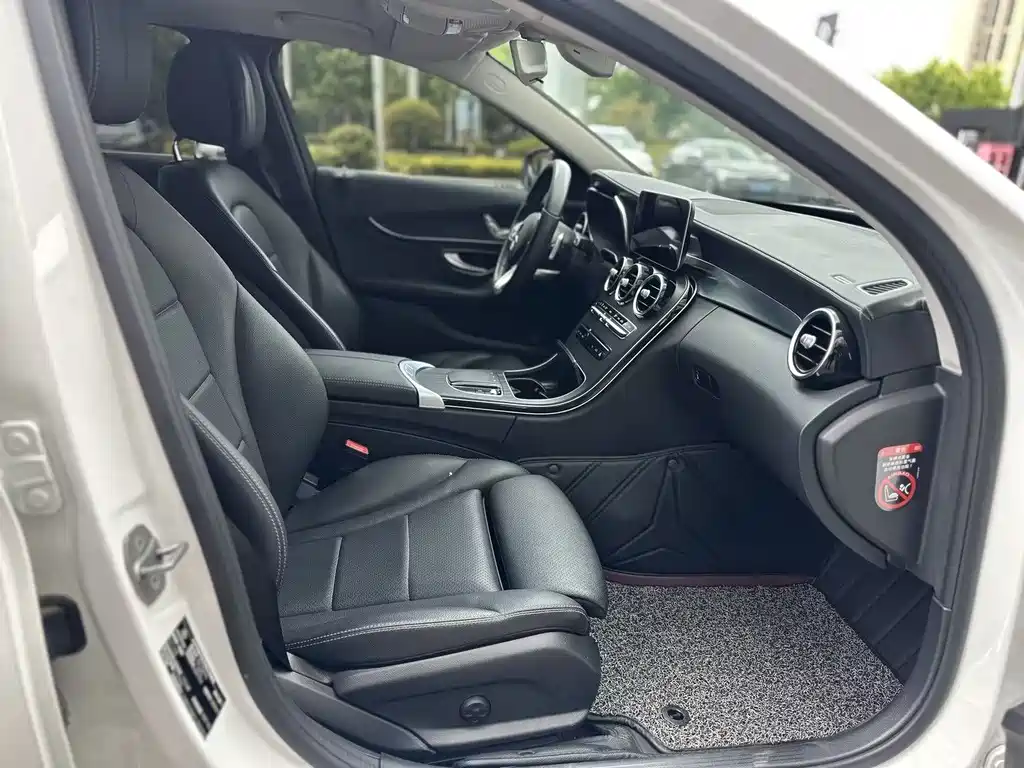 Mercedes-Benz C-Class 2020 — фото 8