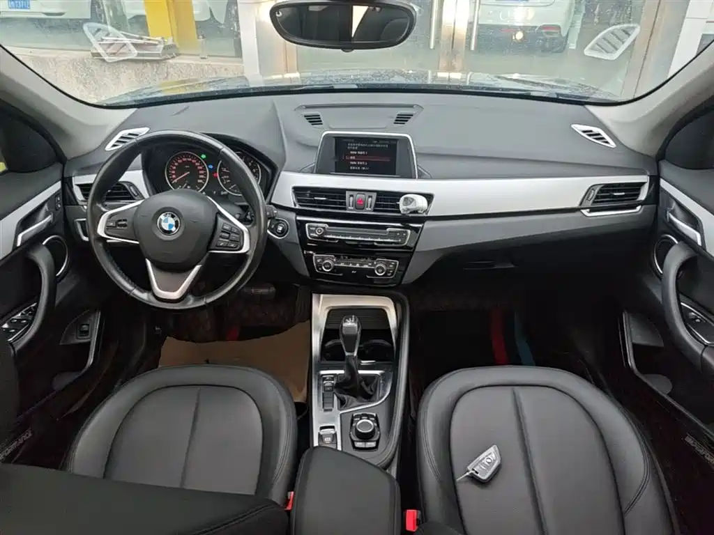 BMW X1 2018 — фото 10